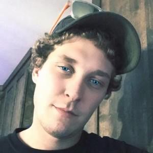 Meet your Posher, Etienne